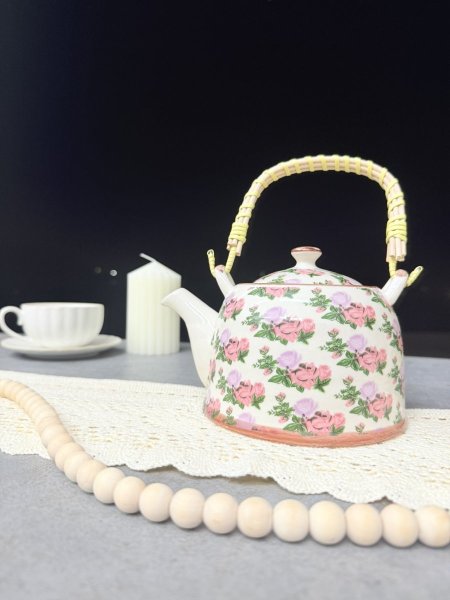 ابريق بورسلان