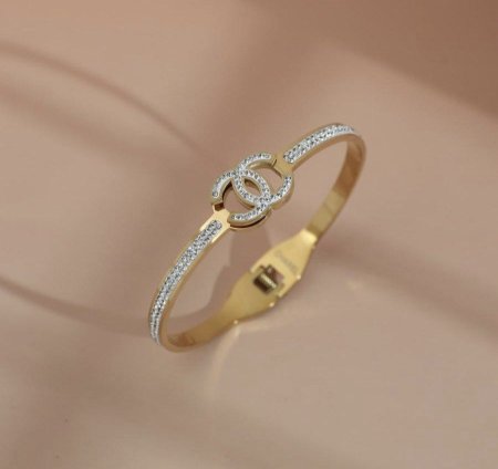 اسوارة ستاتي