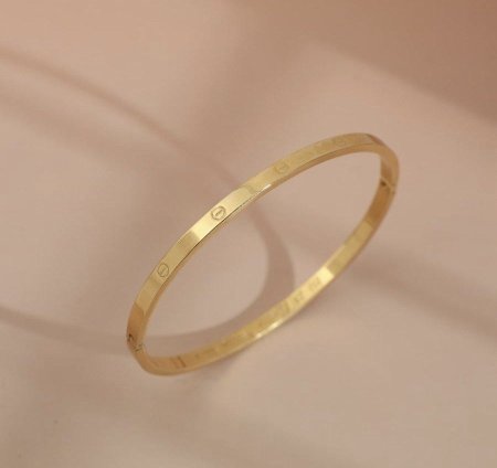اسوارة ستاتي